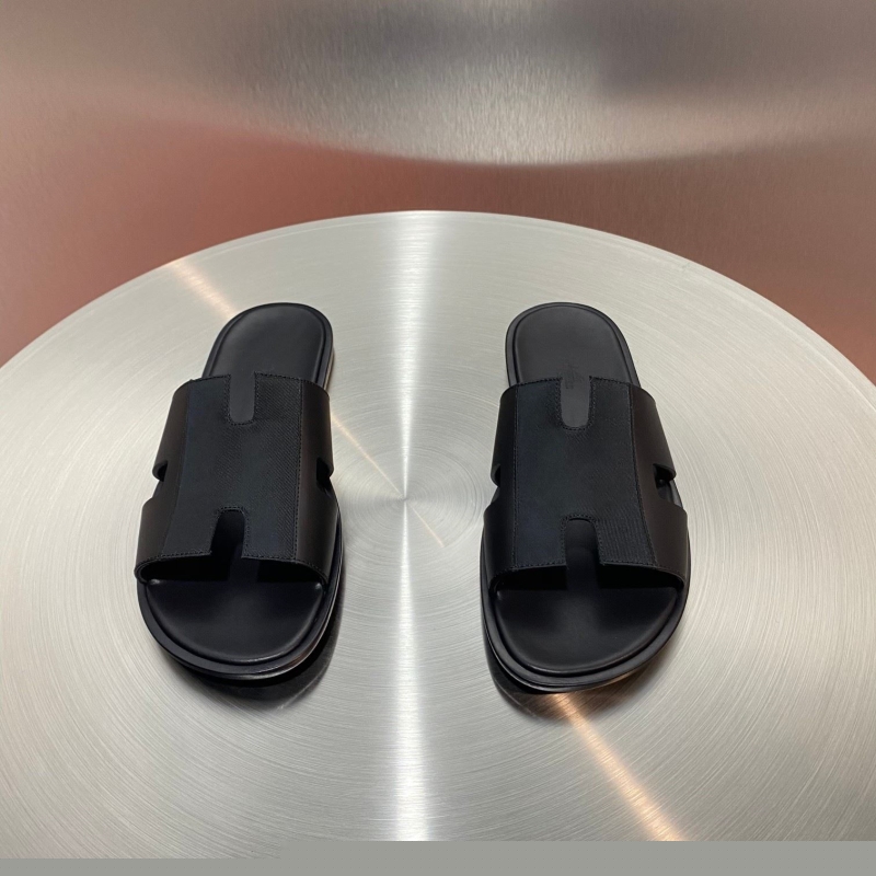 H**mes slippers